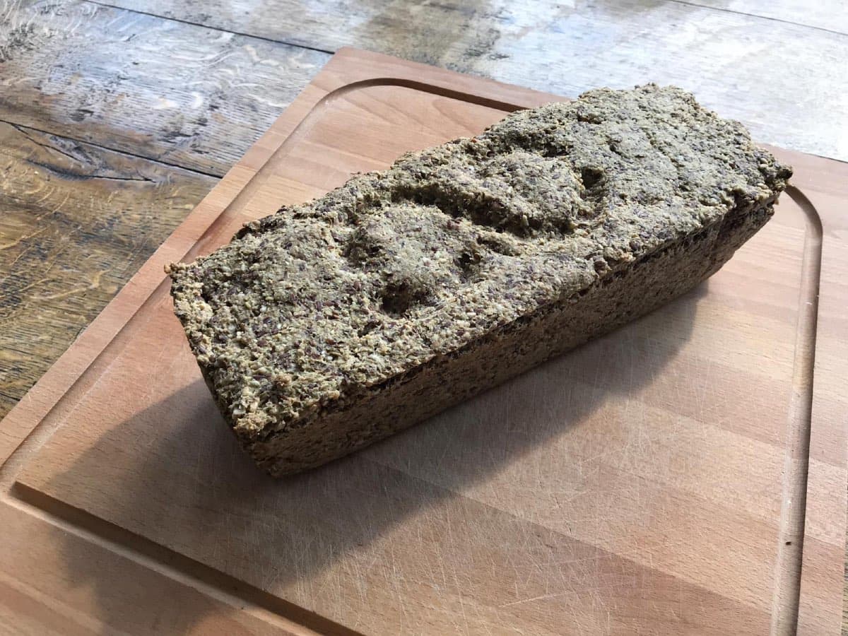 Glutenfreies Brot selber backen - Superseed Bread
