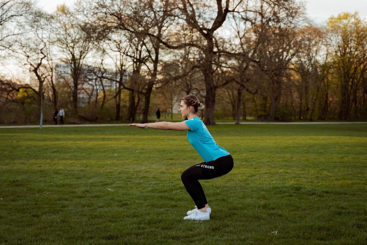 Kniebeugen mit Original Bootcamp