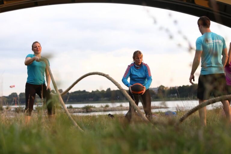 Outdoor Fitness Düsseldorf mit Original Bootcamp